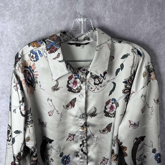 Women's Charlie B Printed Satin Long Sleeve Button Up Shirt Large - Picture 3 of 8